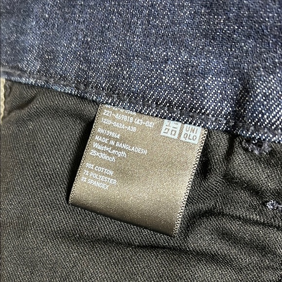 Uniqlo Skinny Straight High Waisted Dark Denim Jeans 25x30 - Picture 6 of 8